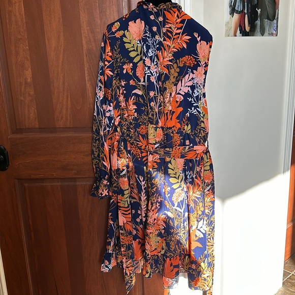 Fall dress - Picture 5 of 7